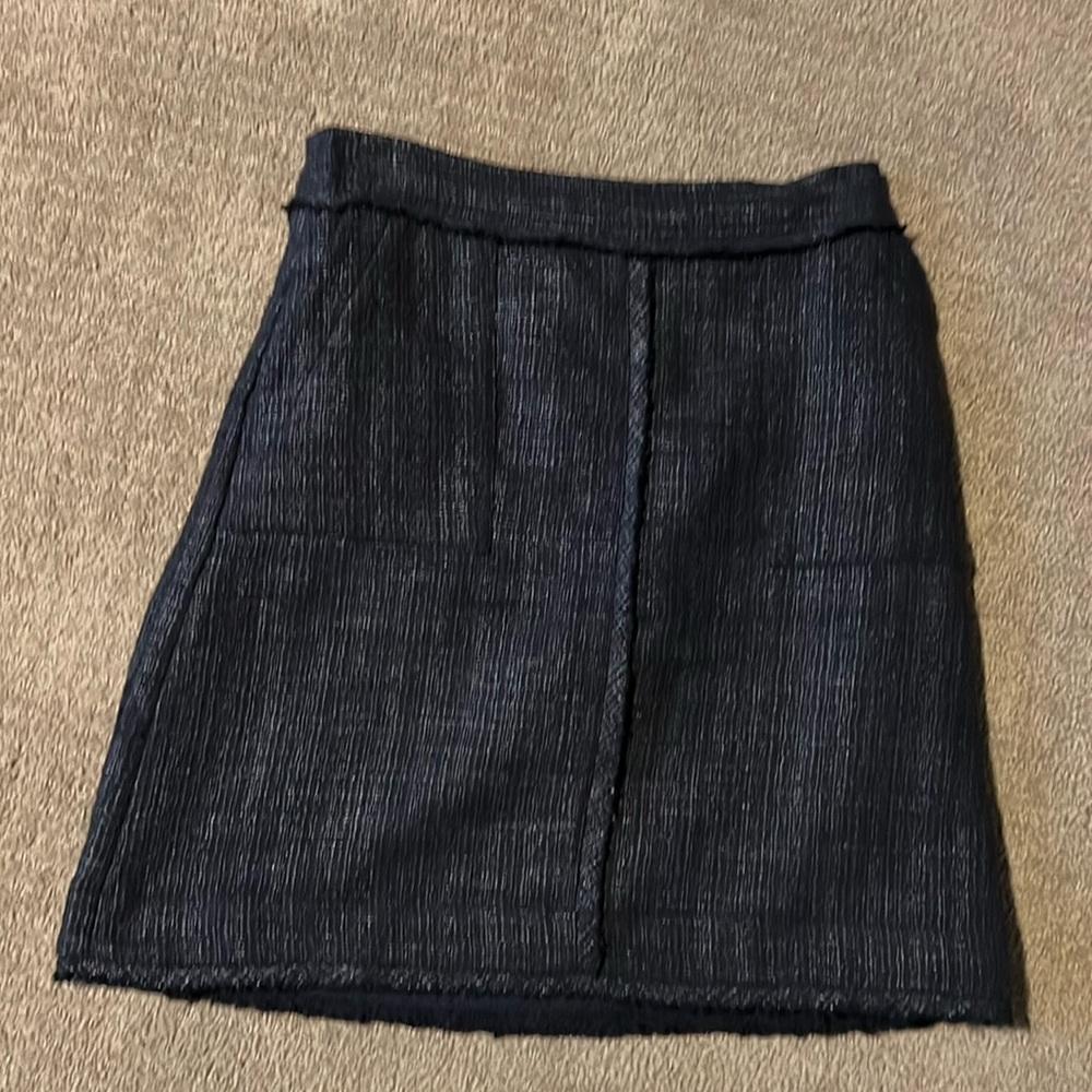 Banana republic tweed skirt size zero.great condition worn once